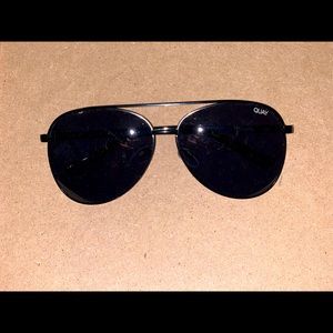 FREE FOR THE FIRST PERSON TO MAKE A PURCHASE! Quay sunglasses 🕶 ☀️